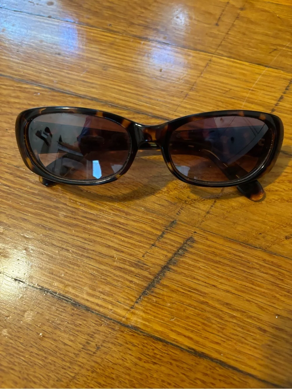 Dockers Tortoiseshell Frame Sunglasses with Brown Lenses